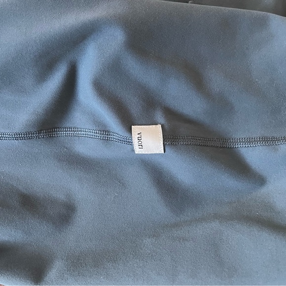 Vuori Daily Wideleg pant, color stone. Size XL. - Picture 5 of 5